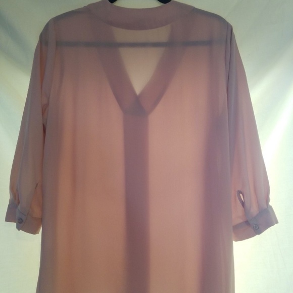 Top - Picture 2 of 2